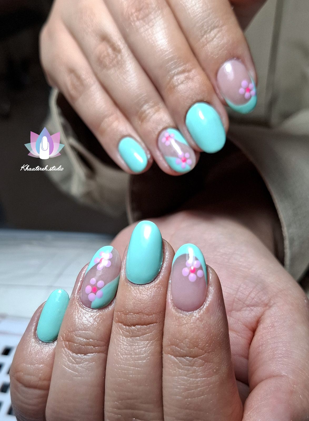 مرکز کاشت ناخن خاطره