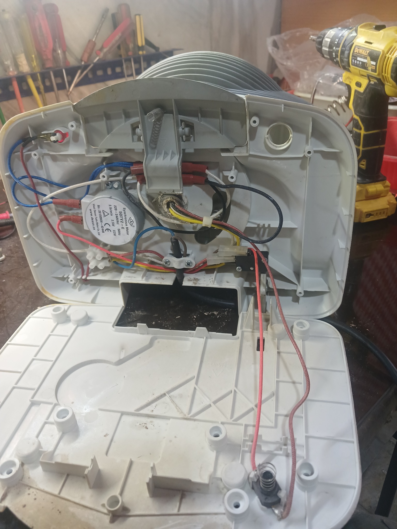 تعمیرات لوازم خانگی رضایی