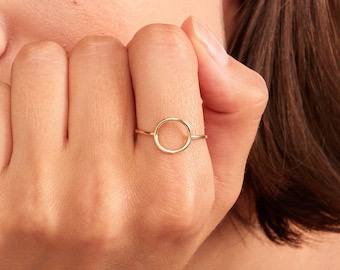 لاویا گلد گالری