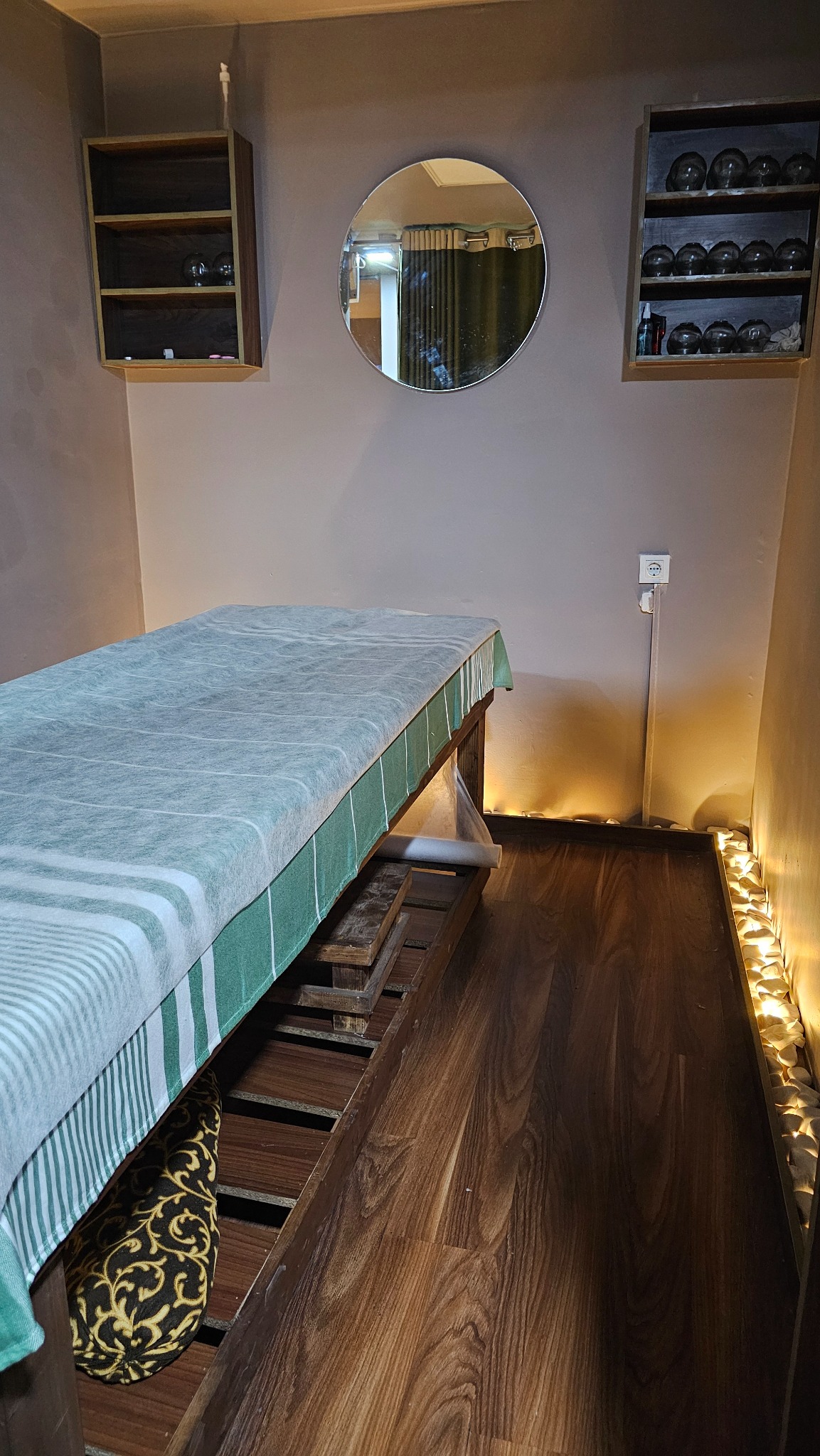 مرکز ماساژ آریانا