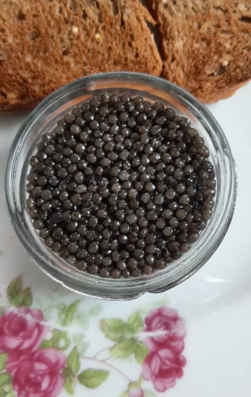 شرکت خاویار زیست ماهی caviar zistmahi