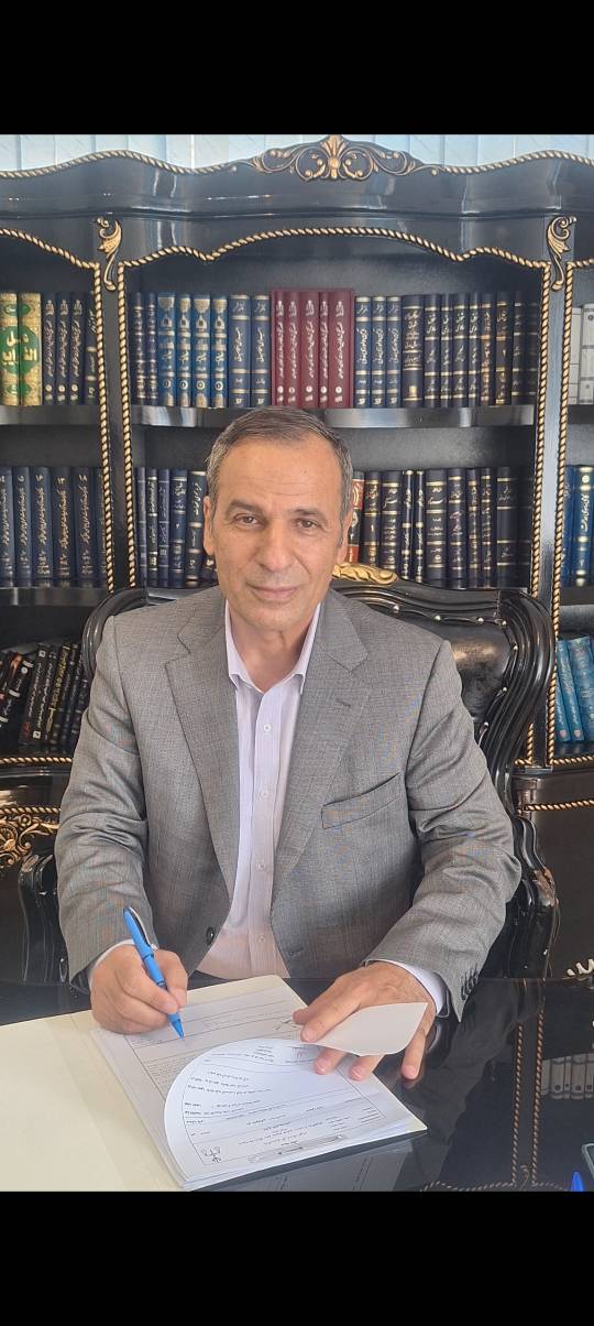 وکیل پایه یک دادگستری مجید برزگری