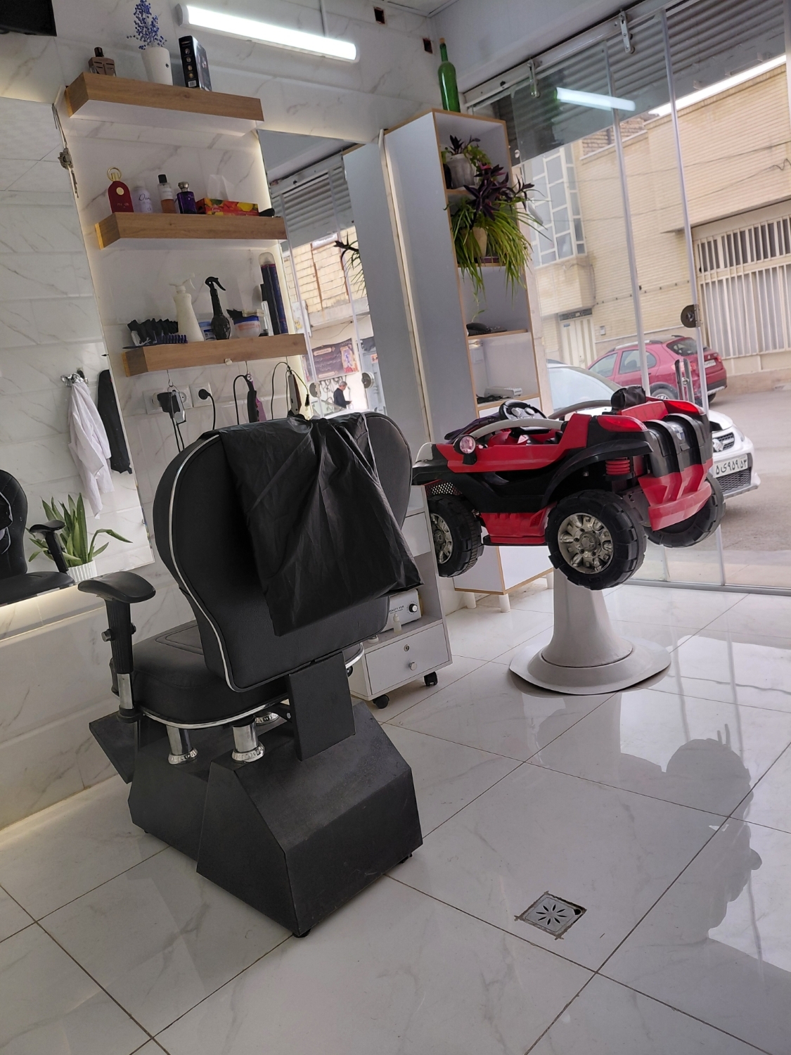 پیرایش کودک وبزرگسال فردین