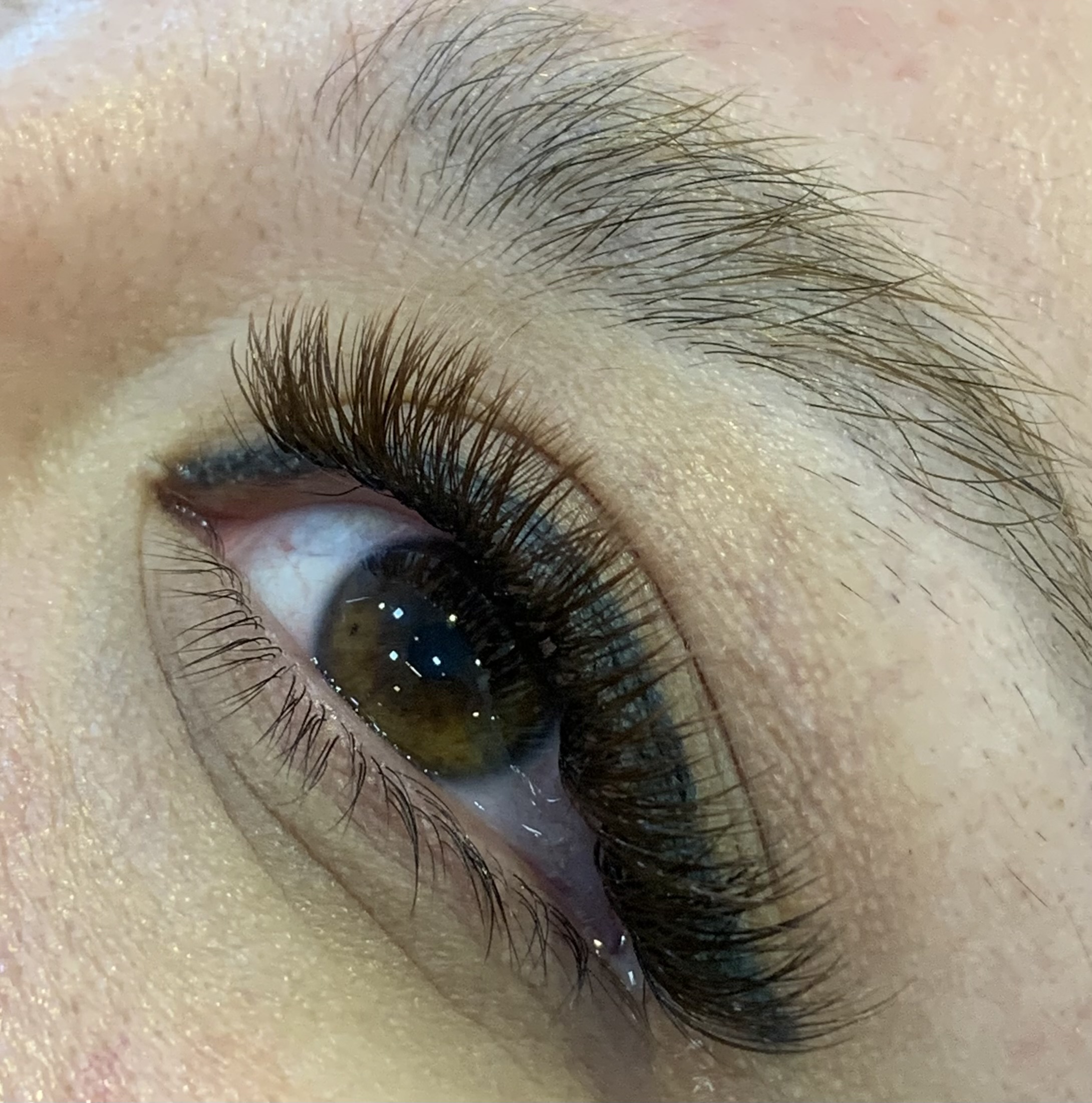 اکستنشن تخصصی مژه محدثه