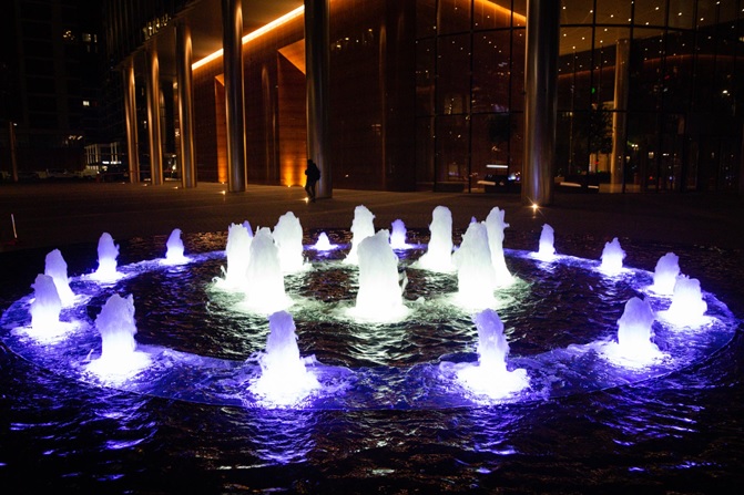 اجرای آبنماهای مدرن و سفارشی