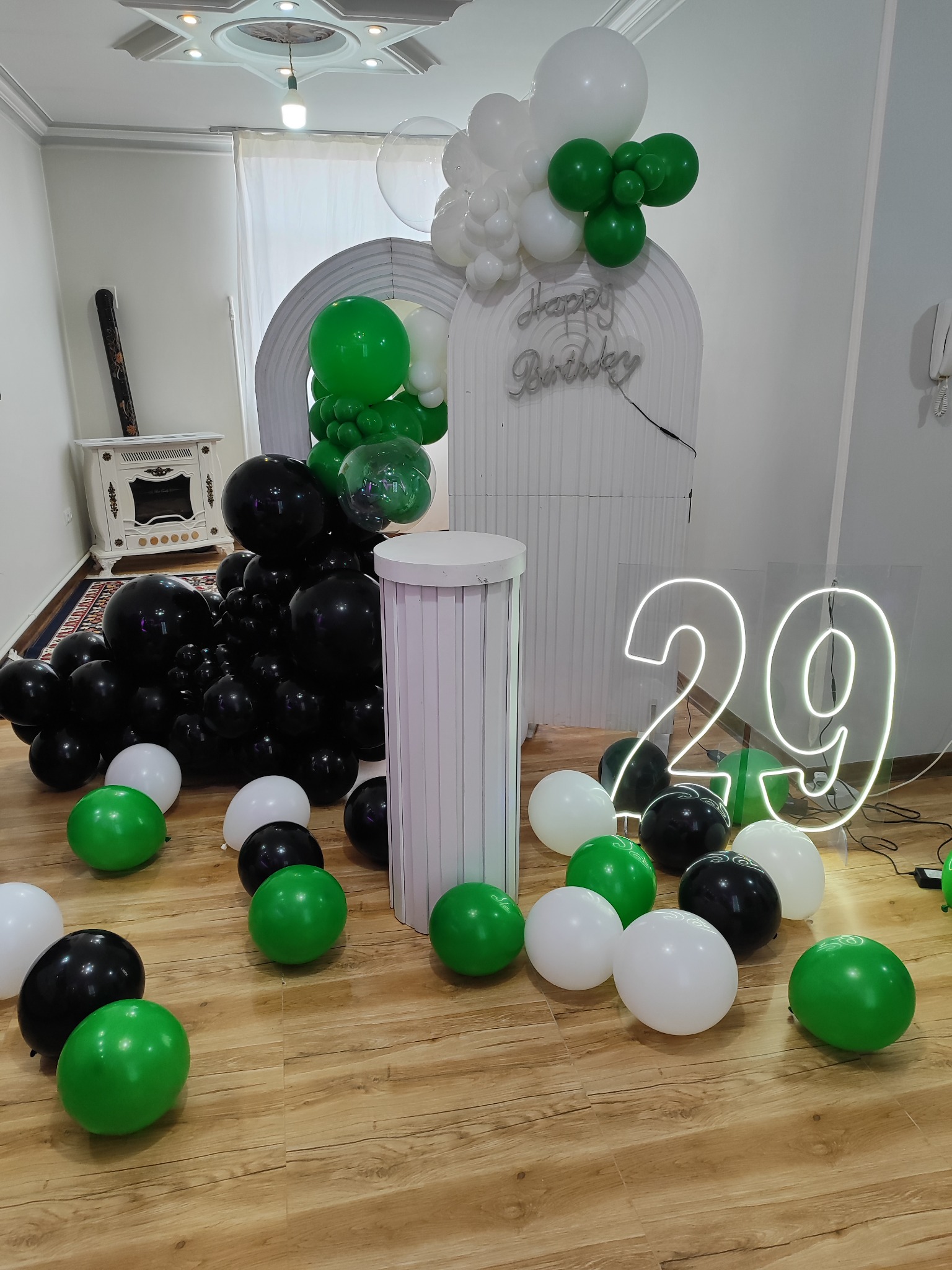 بادکنک آرایی میوه و گل آرایی بالون سحر