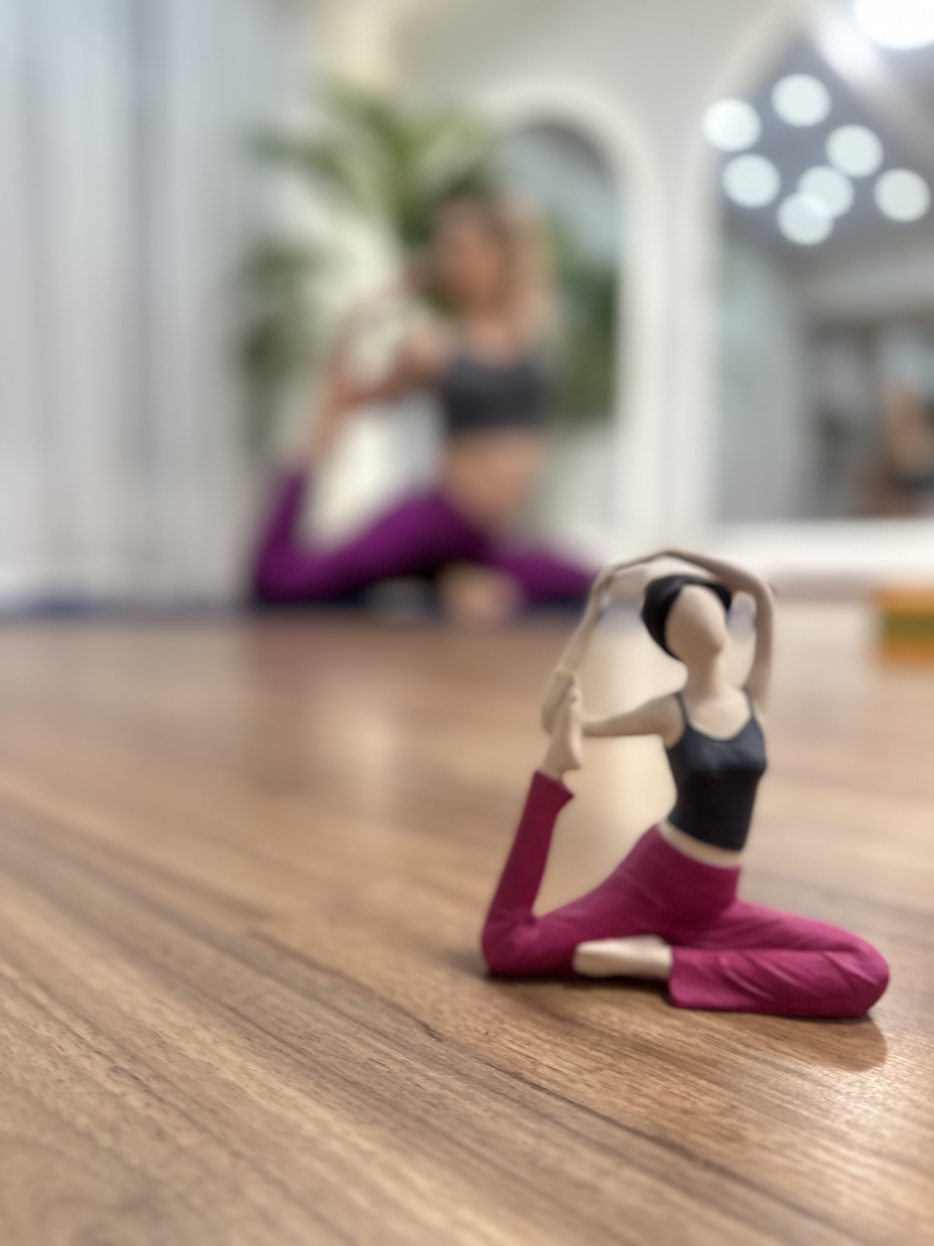 استودیو یوگا غزل