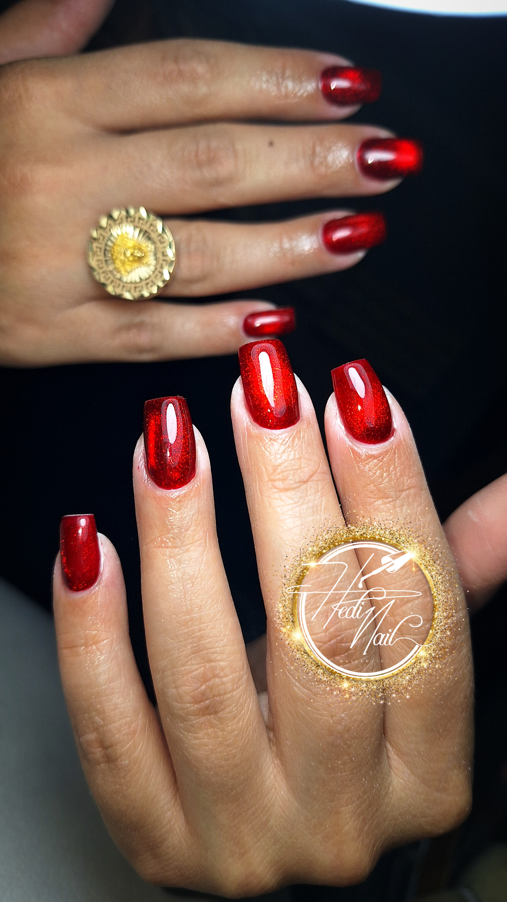 خدمات کاشت و ترمیم ناخن هدیه