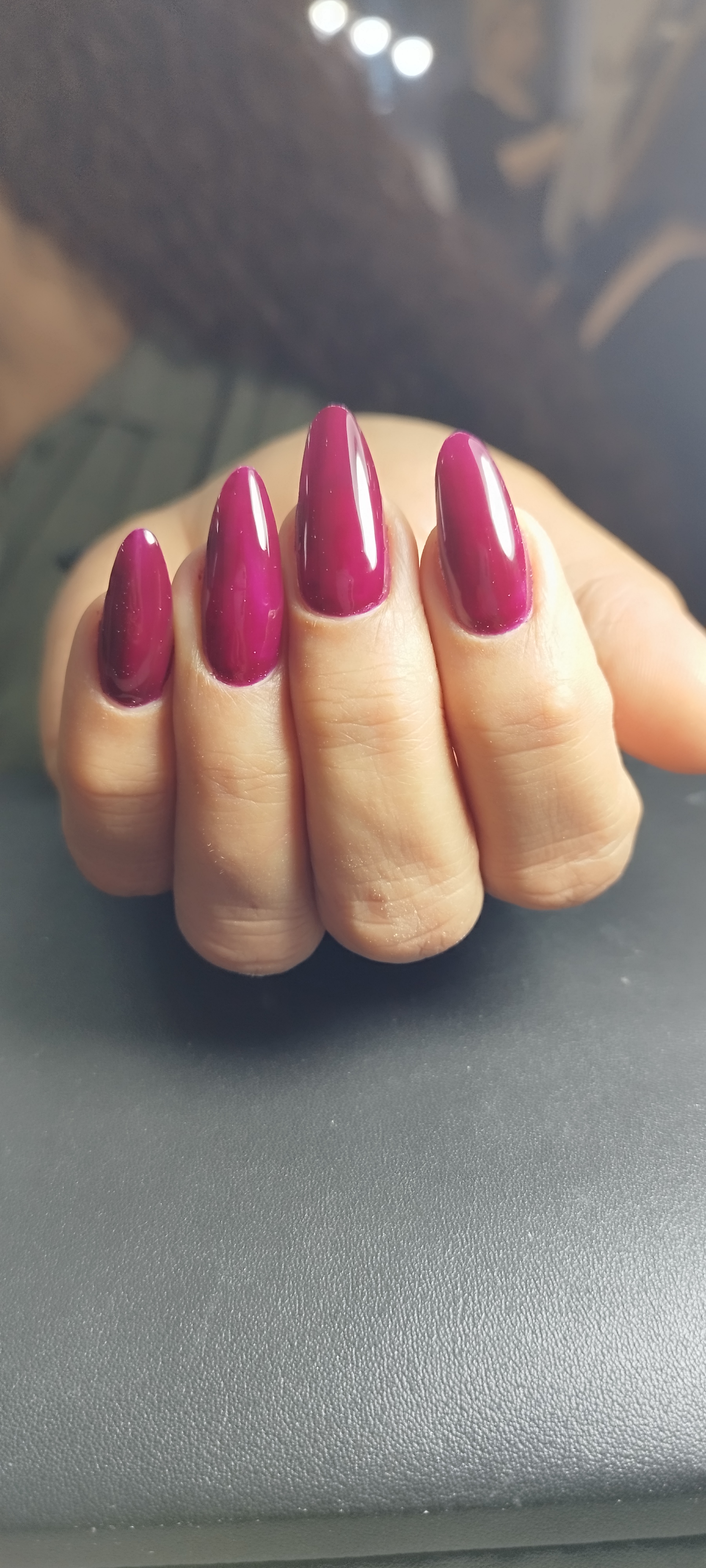 خدمات کاشت ناخن فاطمه