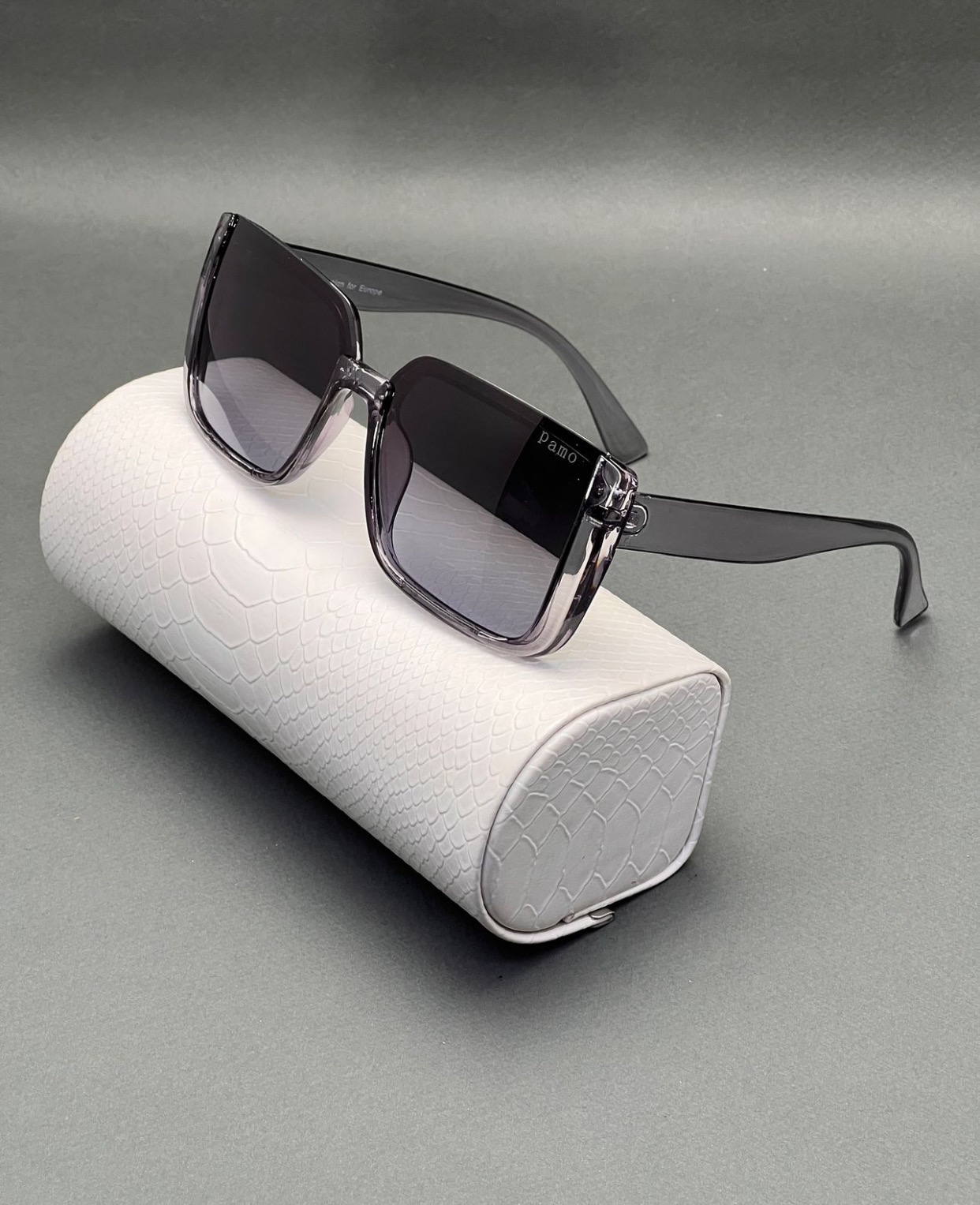 فروشگاه عینک وگاس