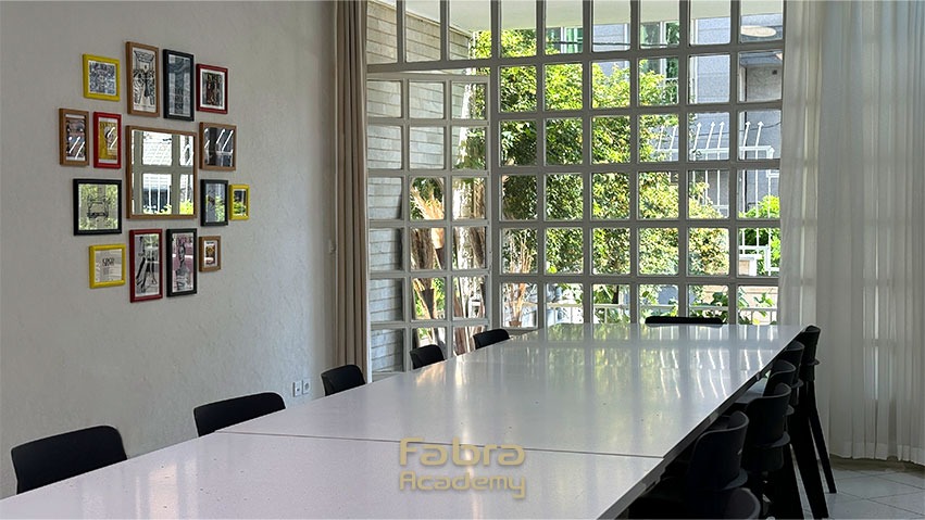 آموزشگاه خیاطی فابرا