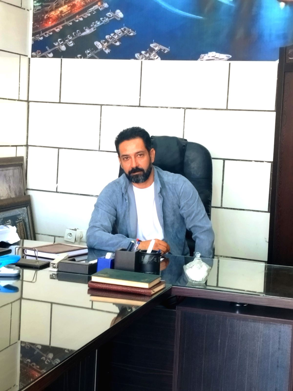 املاک حسین خانی