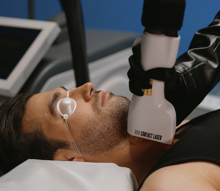 اجاره دستگاه لیزر(مجموعه لیزر کارلیا)