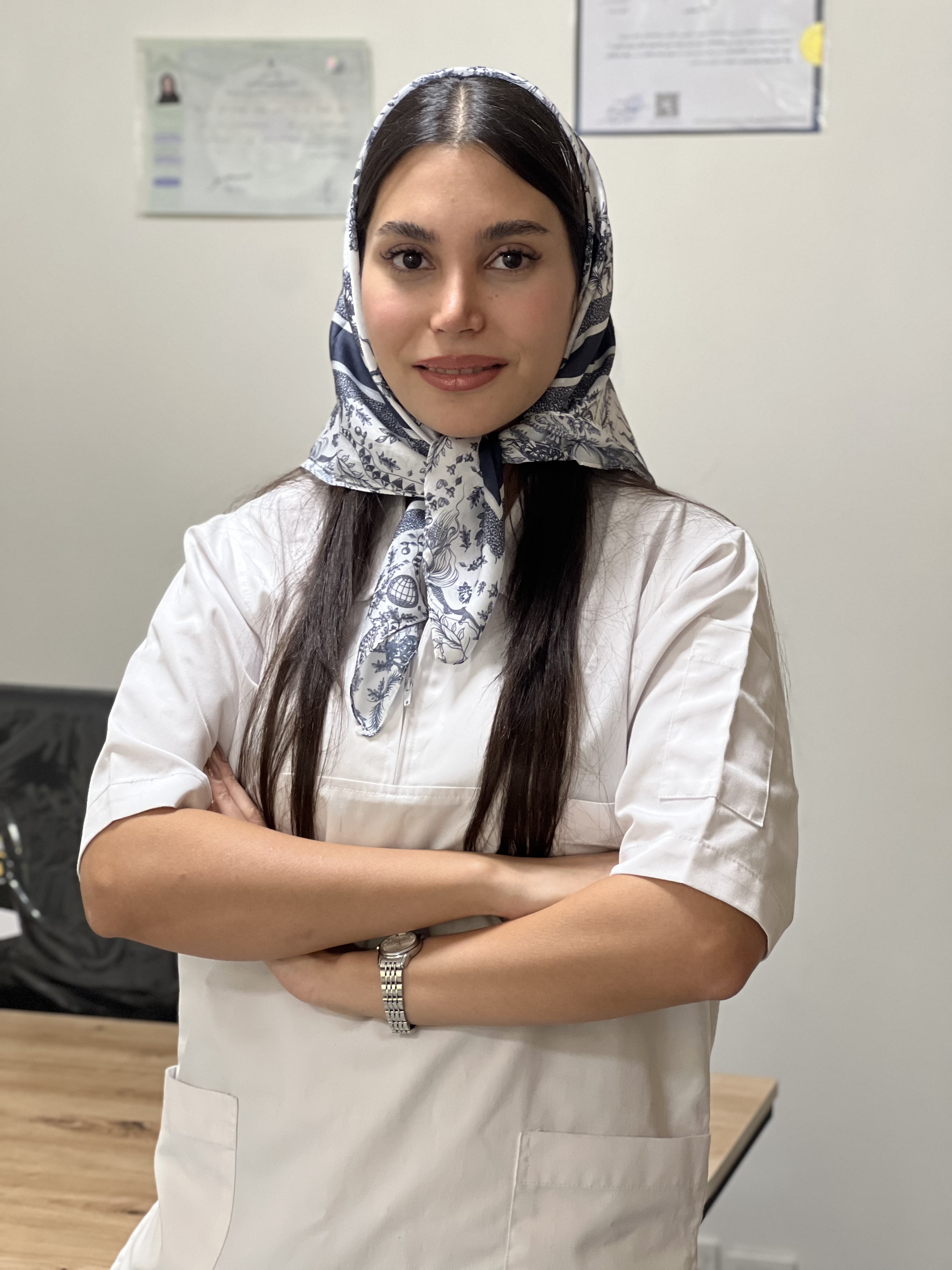 کارشناس مامایی پریسا انباردار