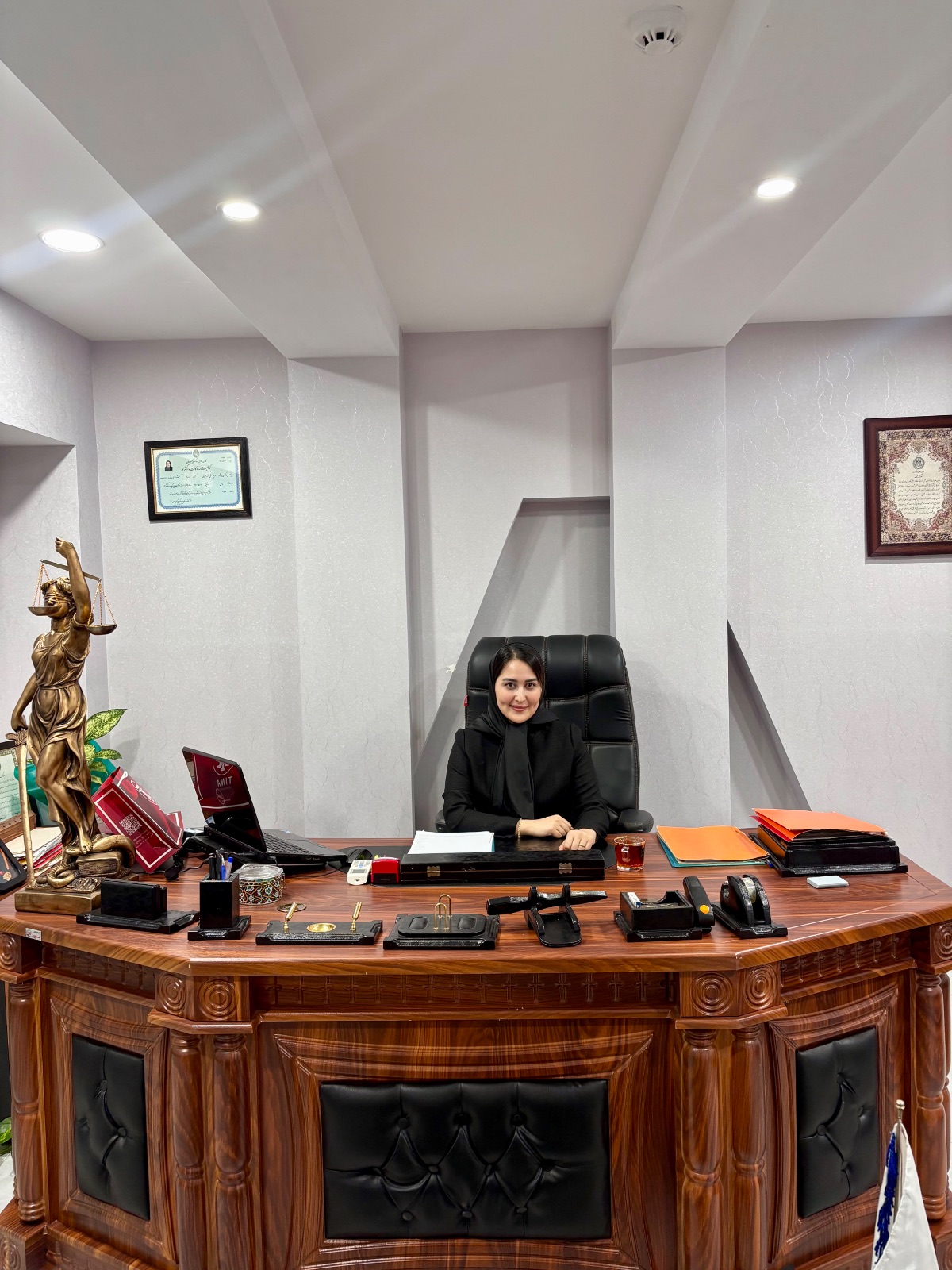 وکیل سیده مریم سدیدی شال