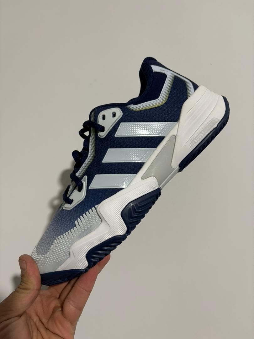 فروش کتونی ورزشی تخصصی تنیس قادری