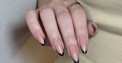 خدمات تخصصی  کاشت ناخن مهرناز