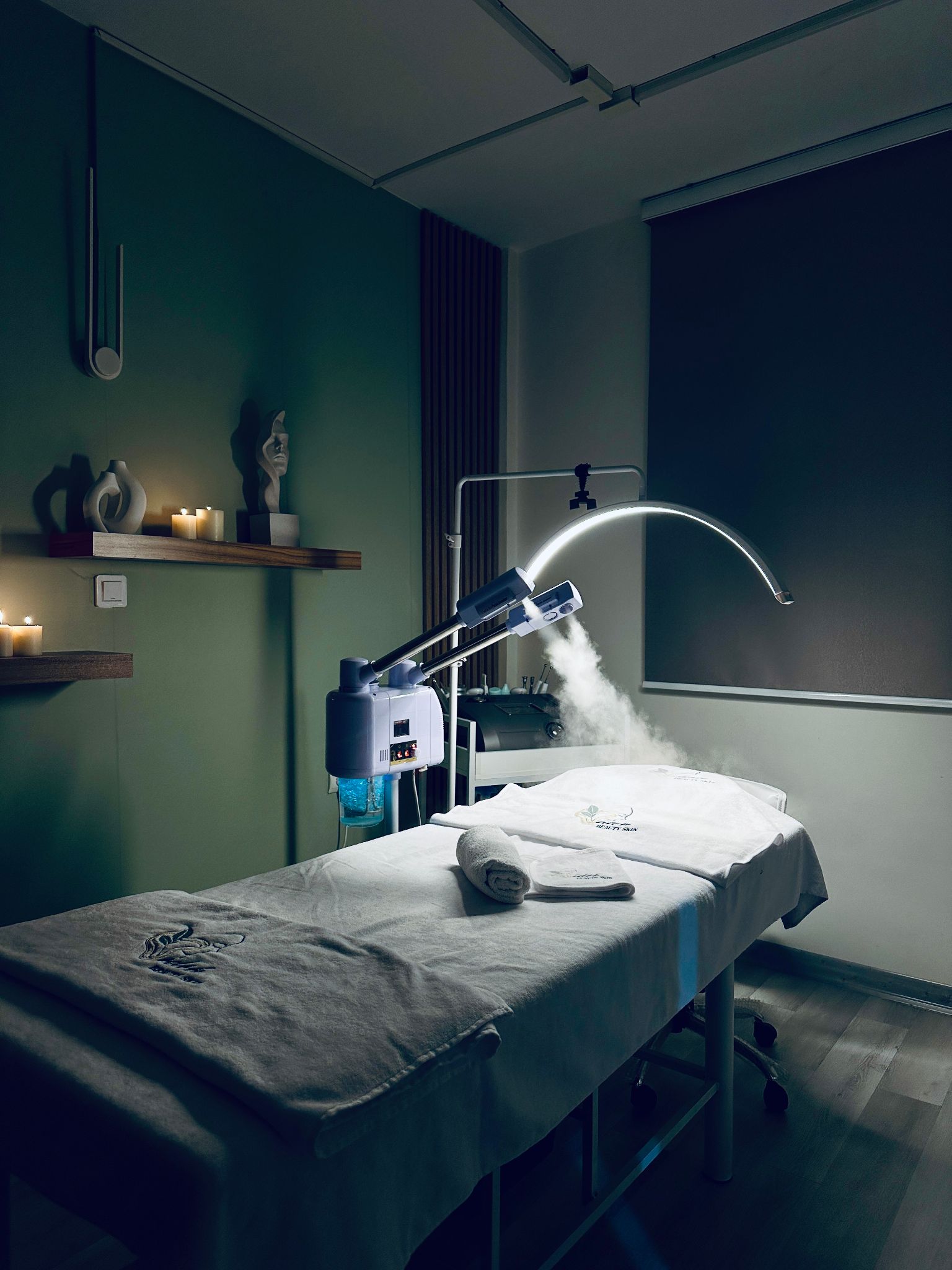 خدمات فیشال و پاکسازی پوست ایده