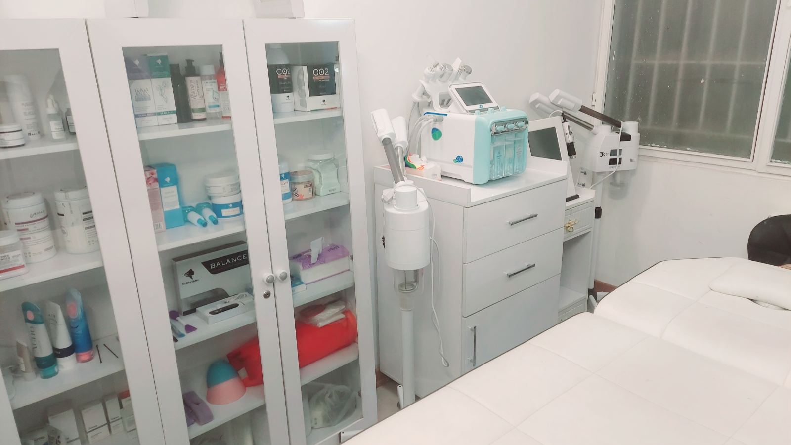 مرکزفیشیال آرزو - کرمان - 7955