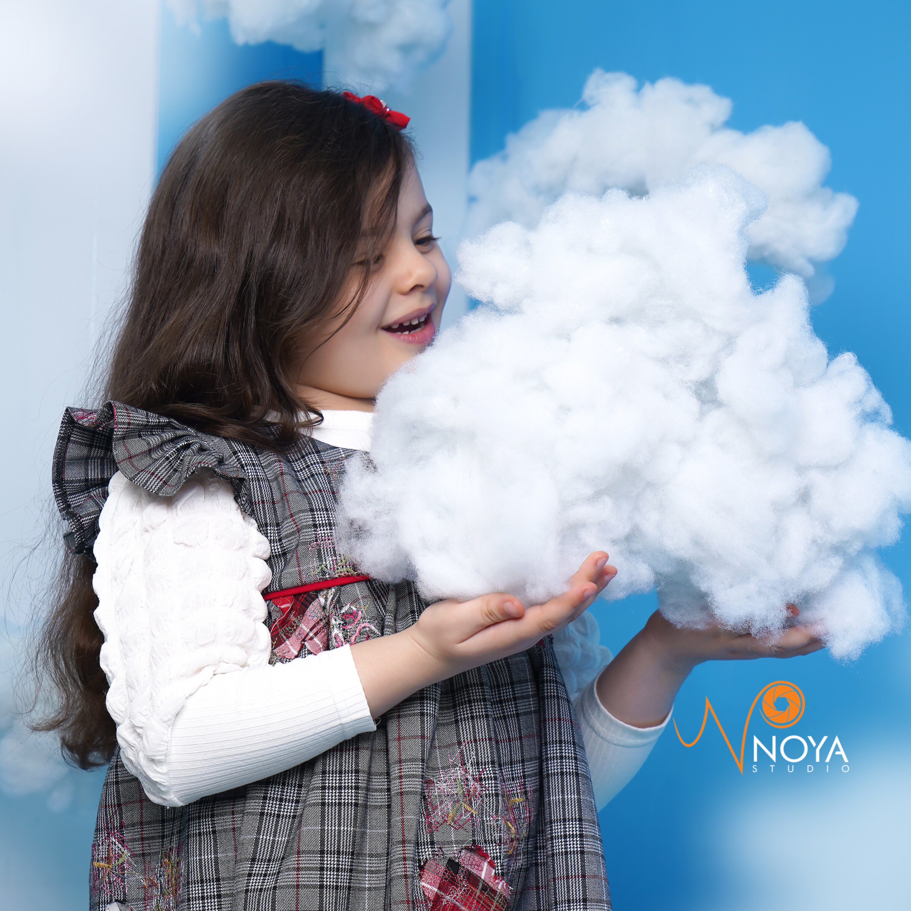 آتلیه عکس و فیلم نویا