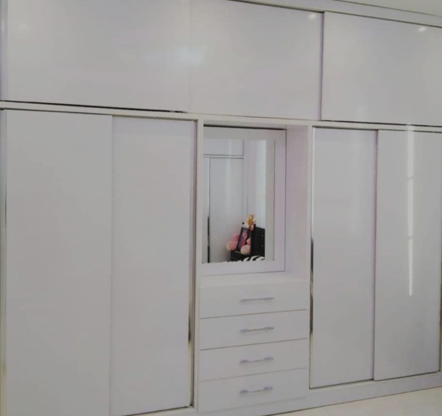 کابینت و کمد دیواری حاجیلو