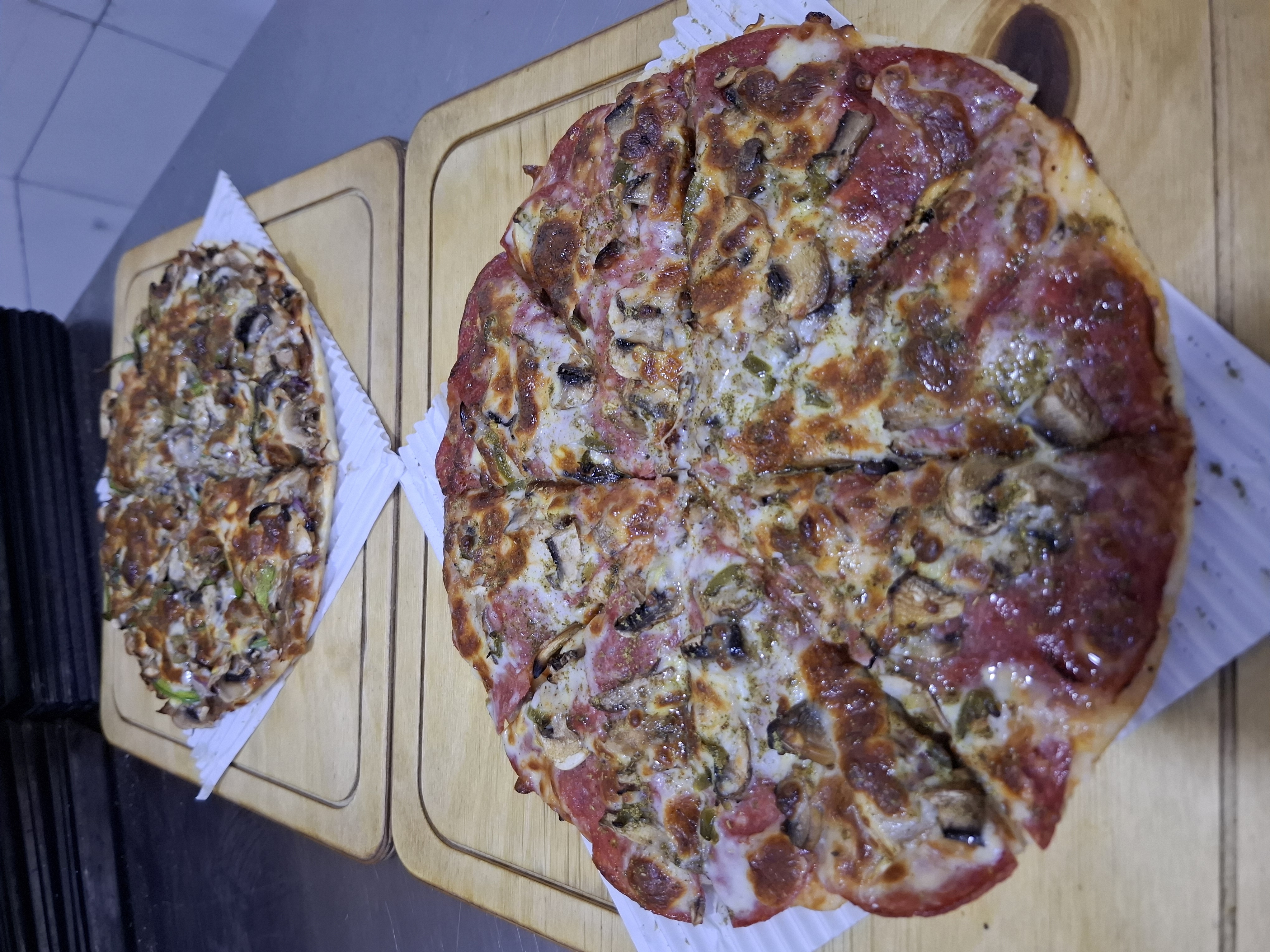 پیتزا موسیو