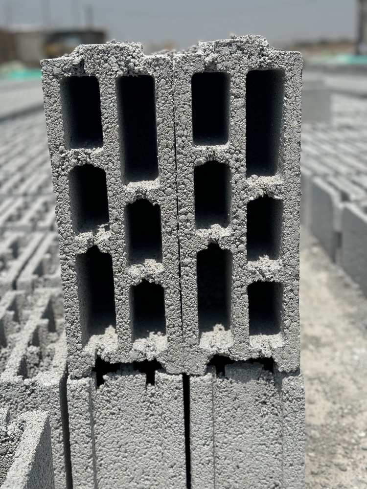 آرتا بلوک(تولید انواع بلوک های ساختمانی)