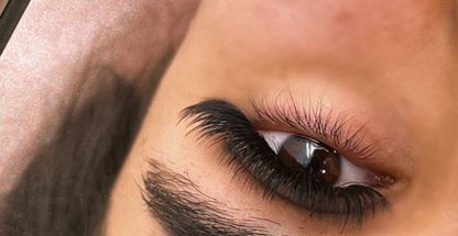 خدمات تخصصی مژه مبینا