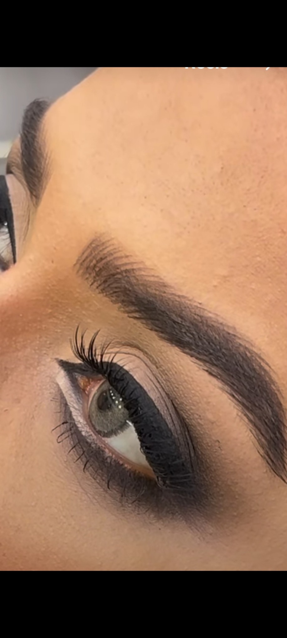 سالن زیبایی رویال صدف