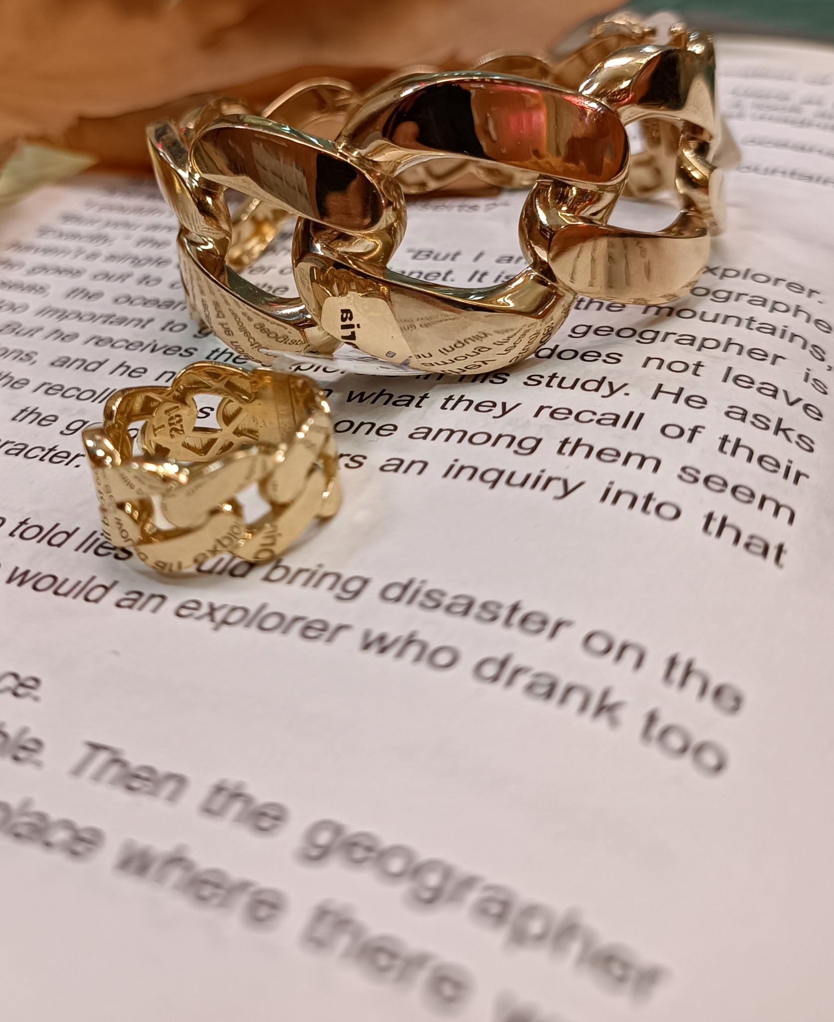 طلا و جواهر قصر