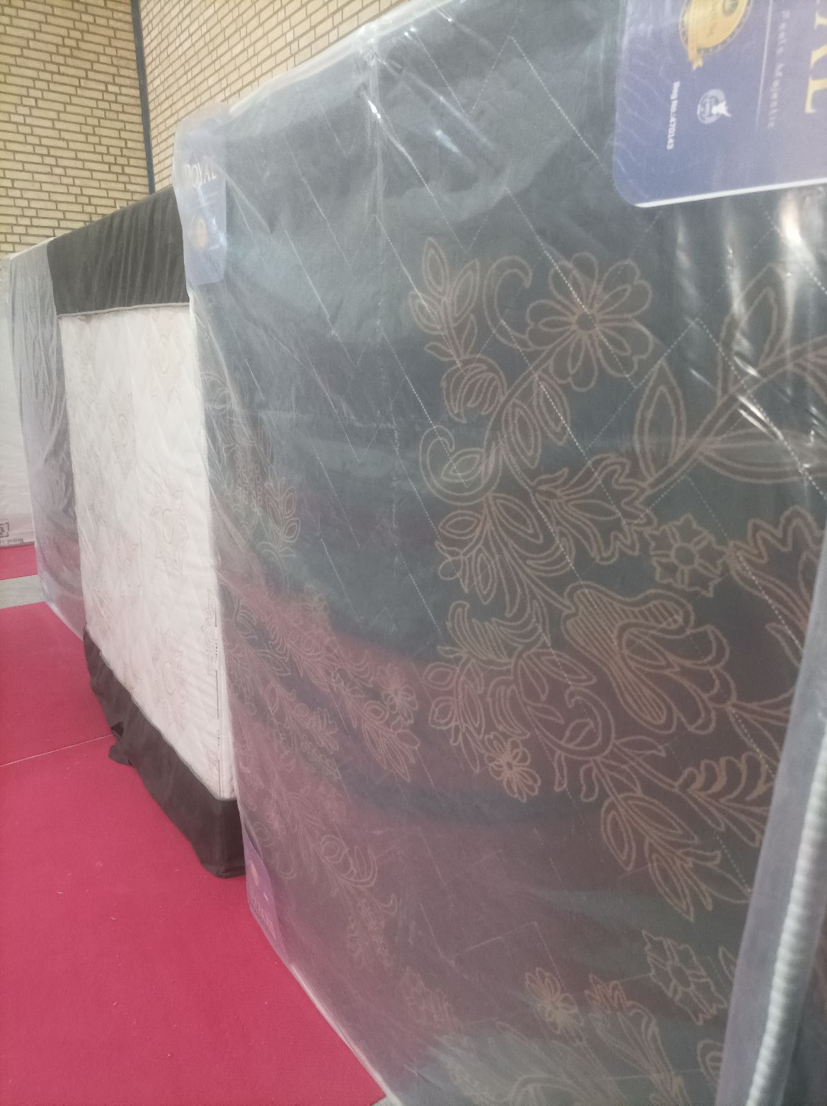 کالای خواب رویال بابانژاد