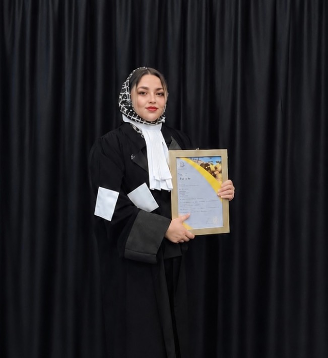 وکیل مهدیه خندان