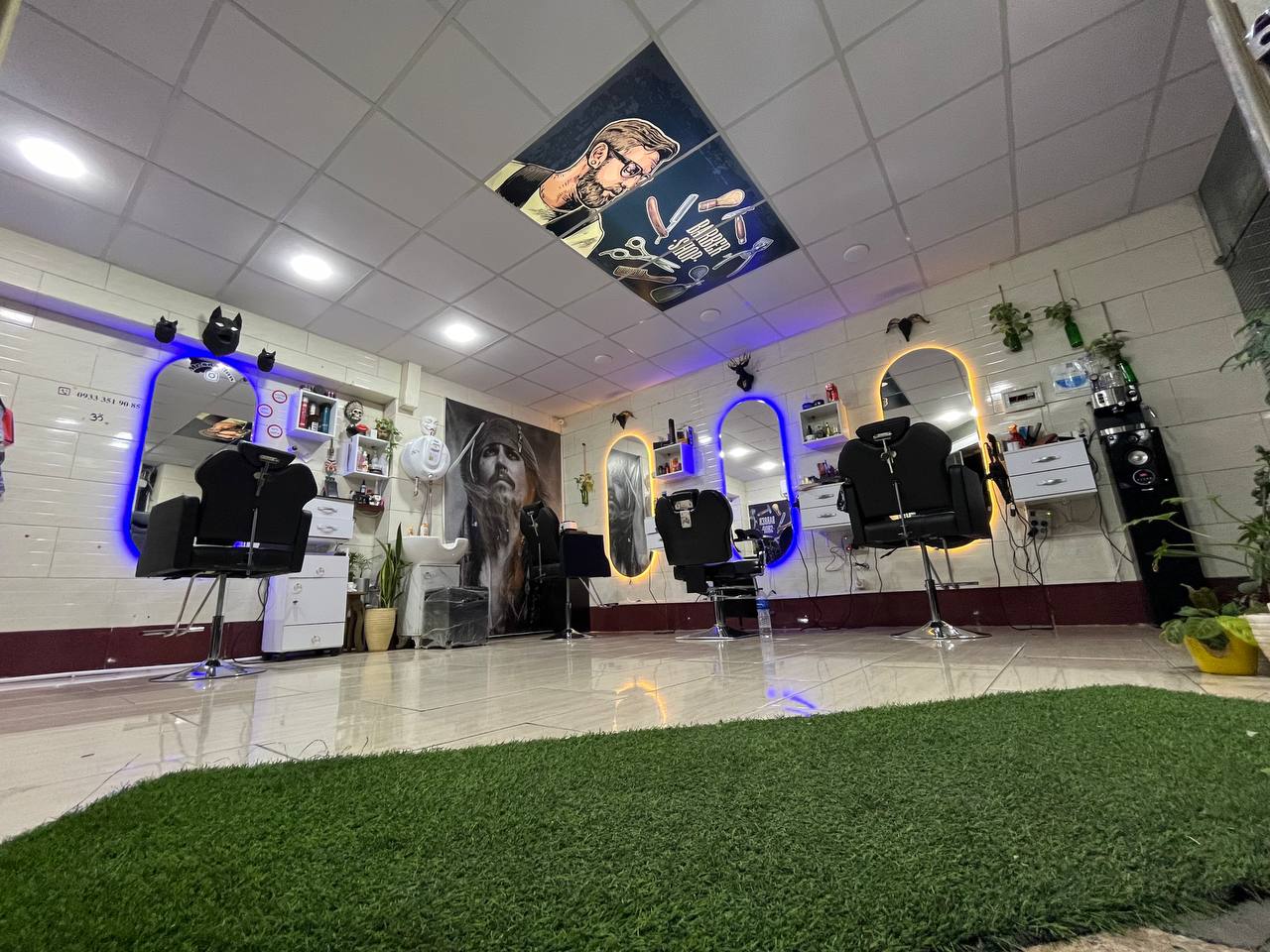 آرایشگاه مردانه عالیجناب