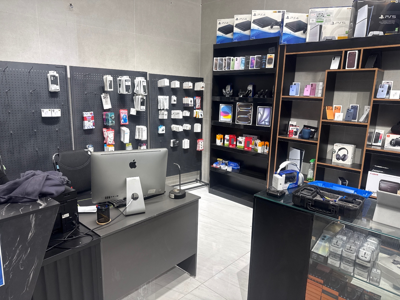 تعمیرات تخصصی ایفون و اندروید راجو فرمان