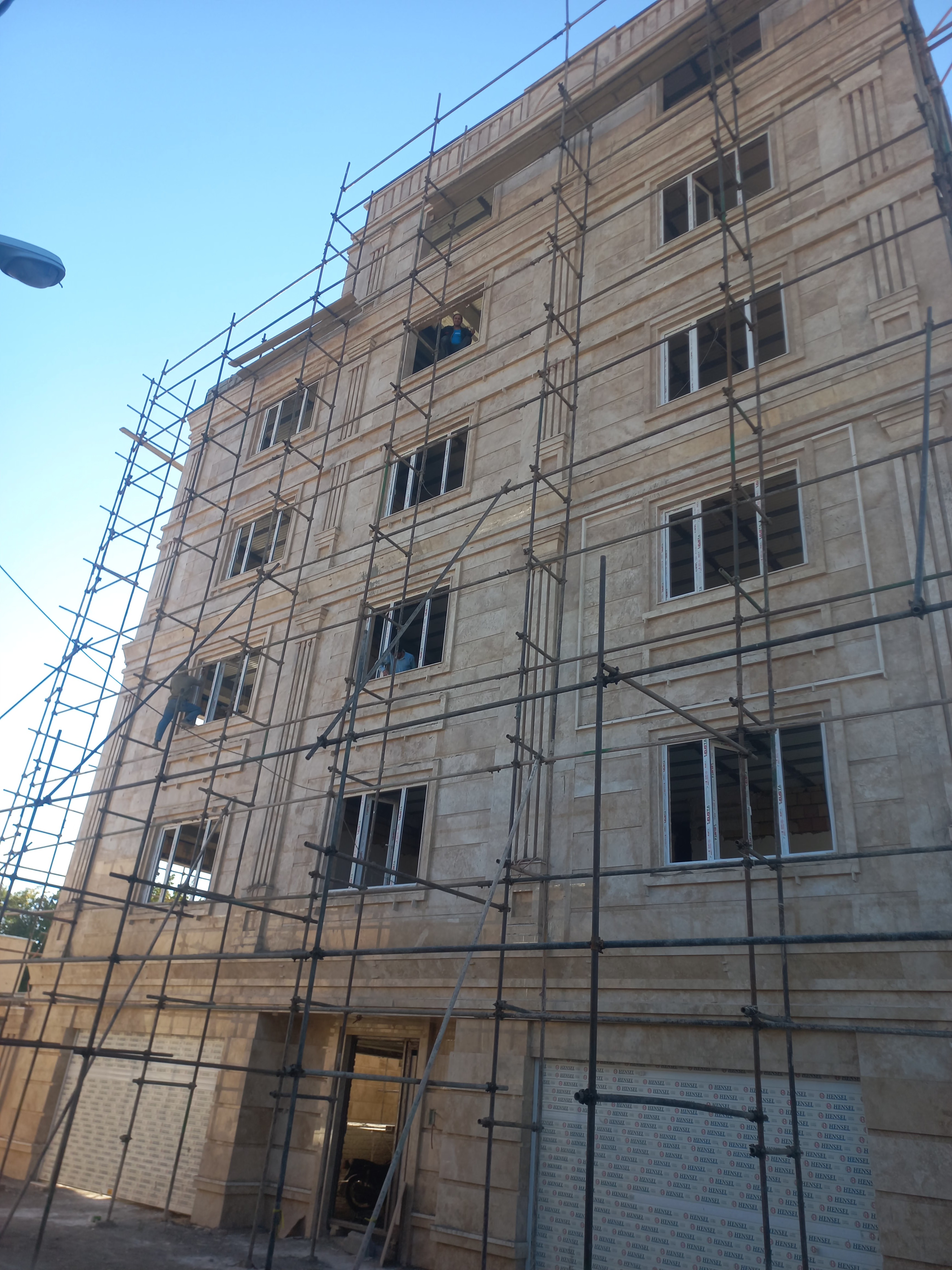 تولیدی درب و پنجره سید صمد ابراهیمی