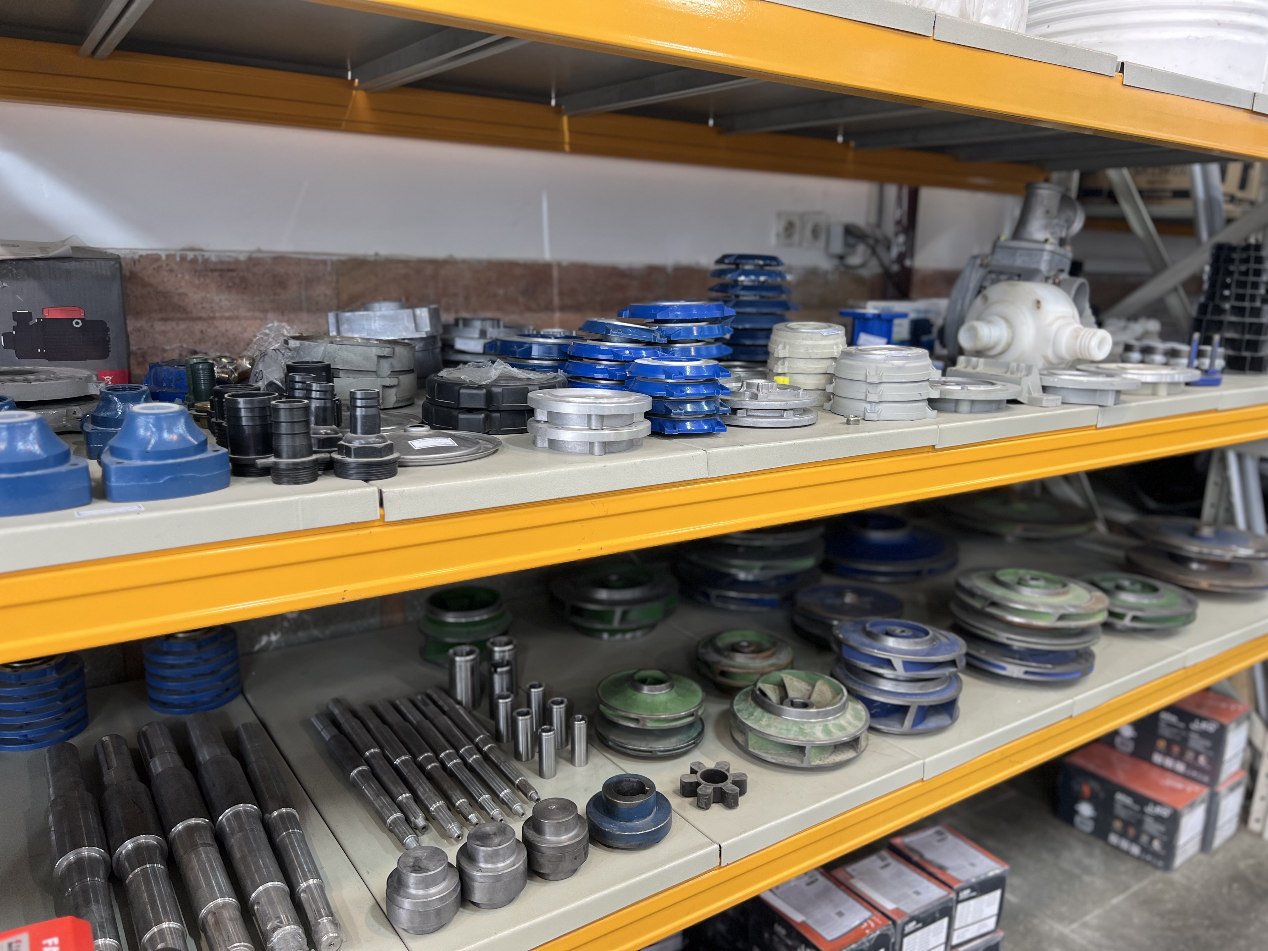 فروشگاه کالای صنعتی داوری
