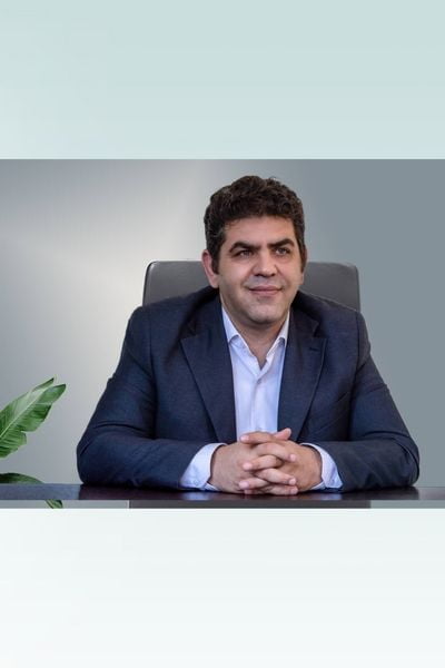 مرکز تخصصی روانپزشکی  دکتر پورنامداری