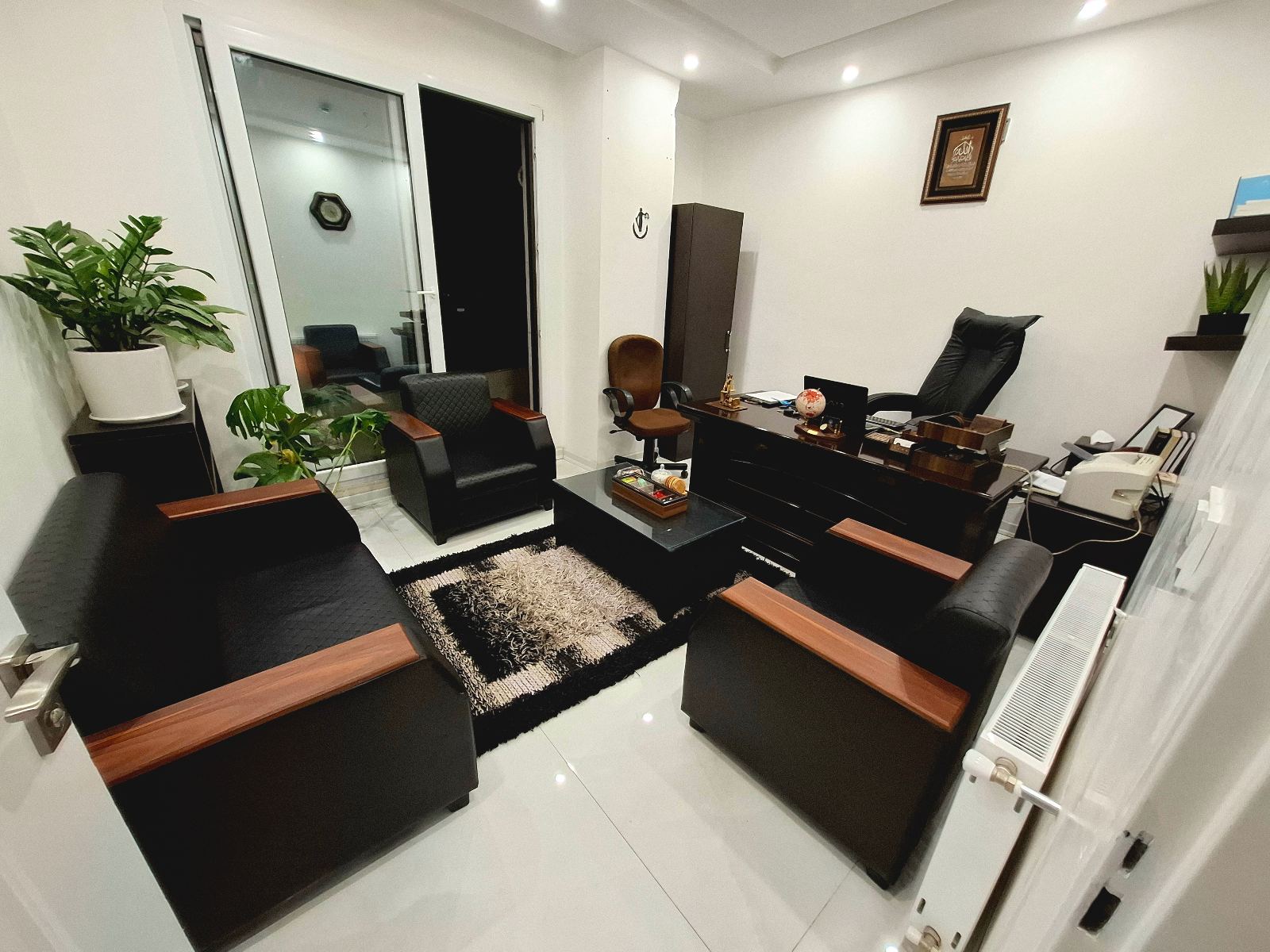 وکیل بهراد بهین