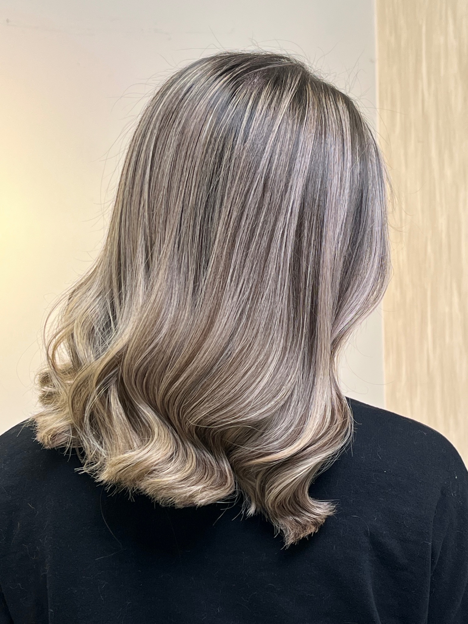 سالن زیبایی و آرایشگاه زنانه تيار