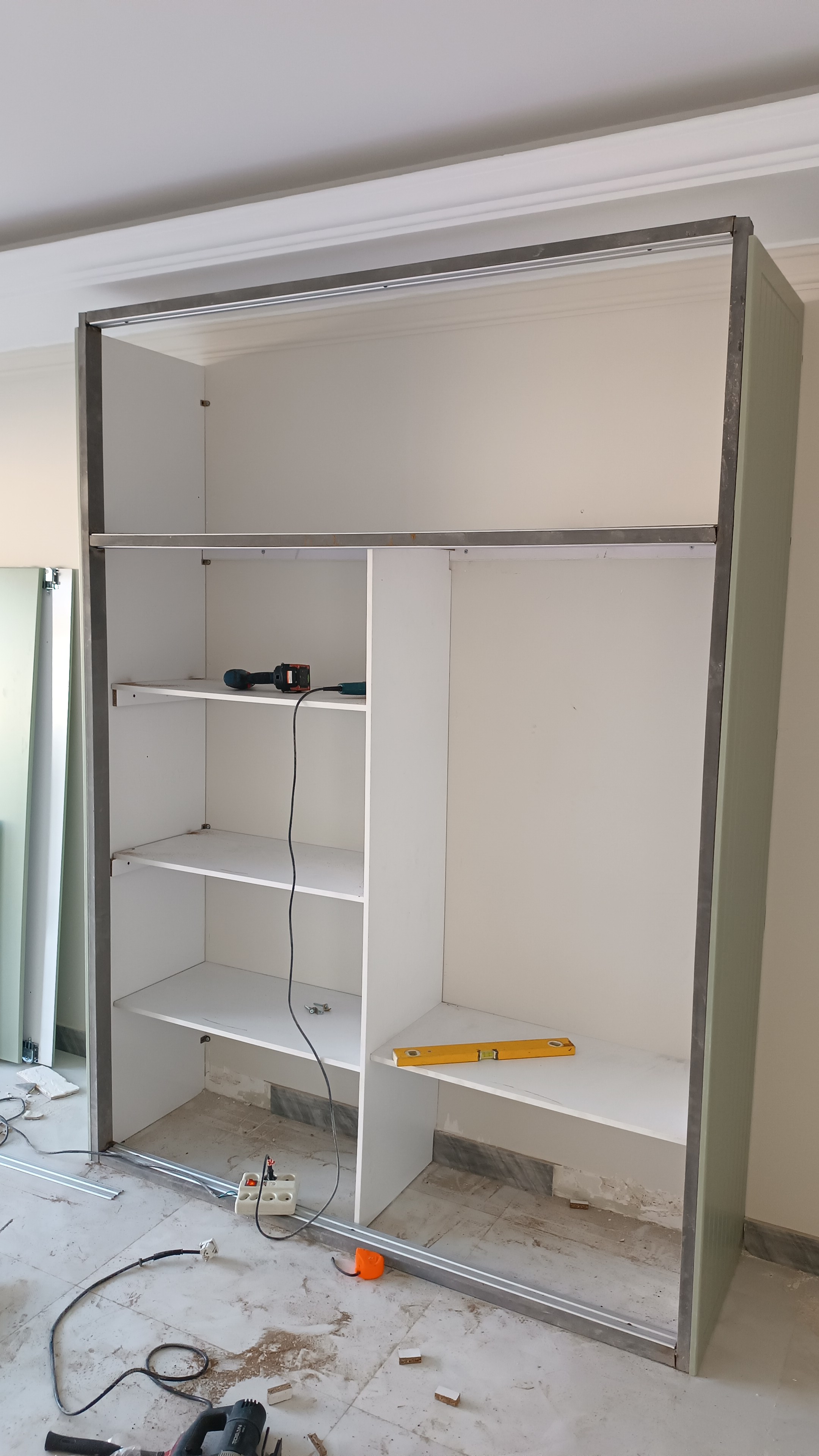 تعمیر و ساخت کابینت و کمد دیواری عدالتی