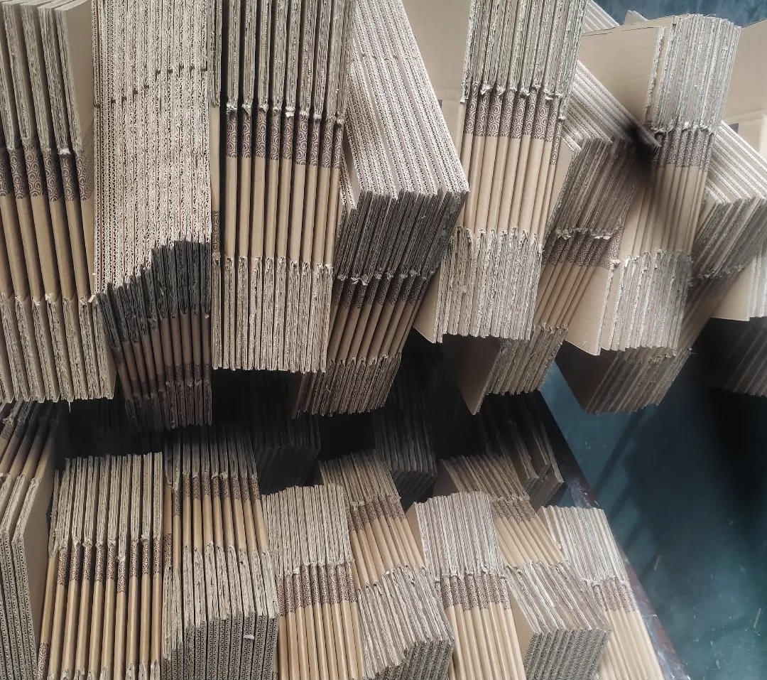 کارتن سازی روژهلات