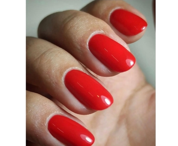 خدمات تخصصی ناخن مینا