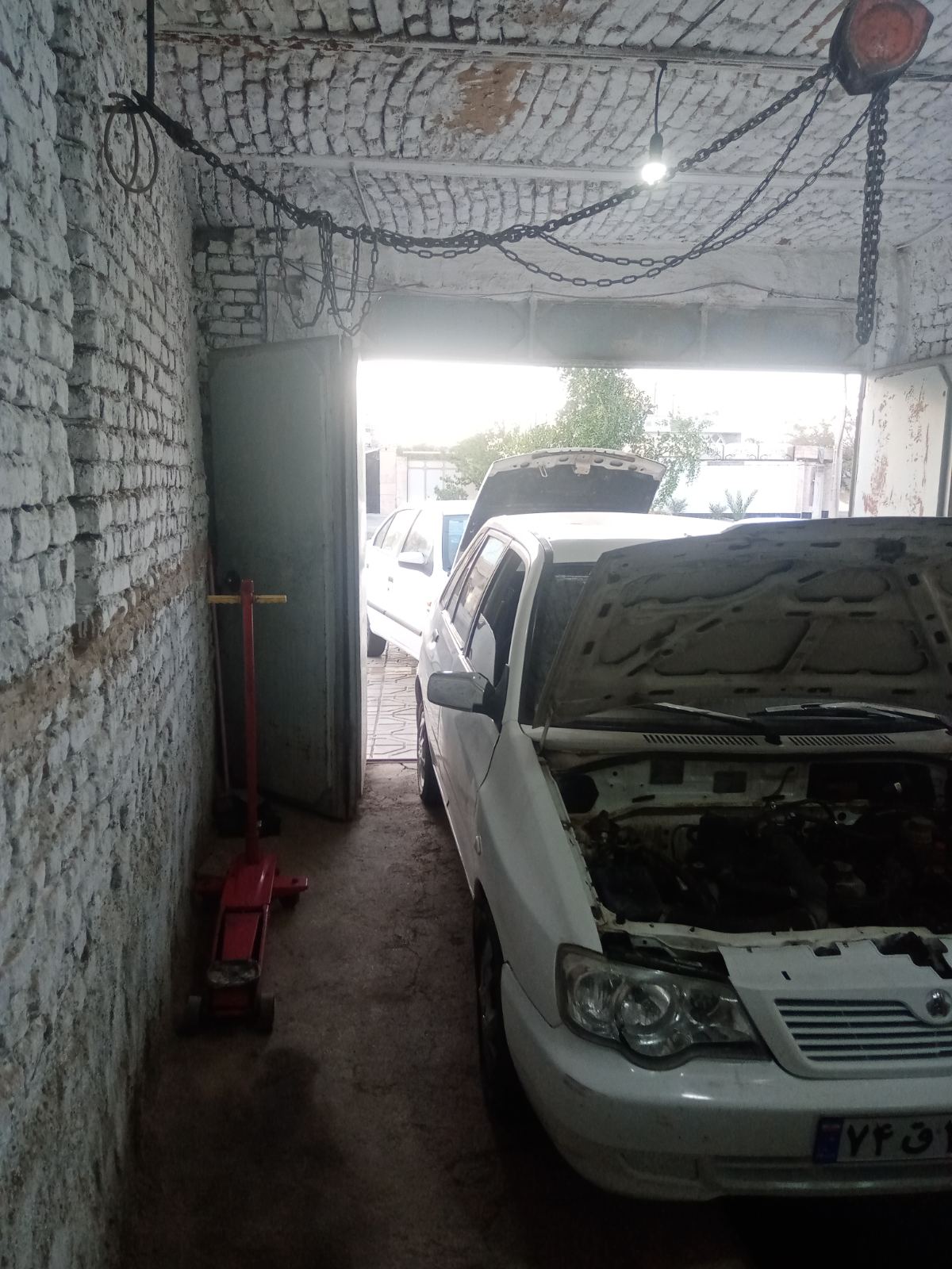 تعمیرگاه خودرو