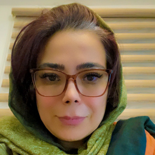 دکتر آزاده صدیق نیا