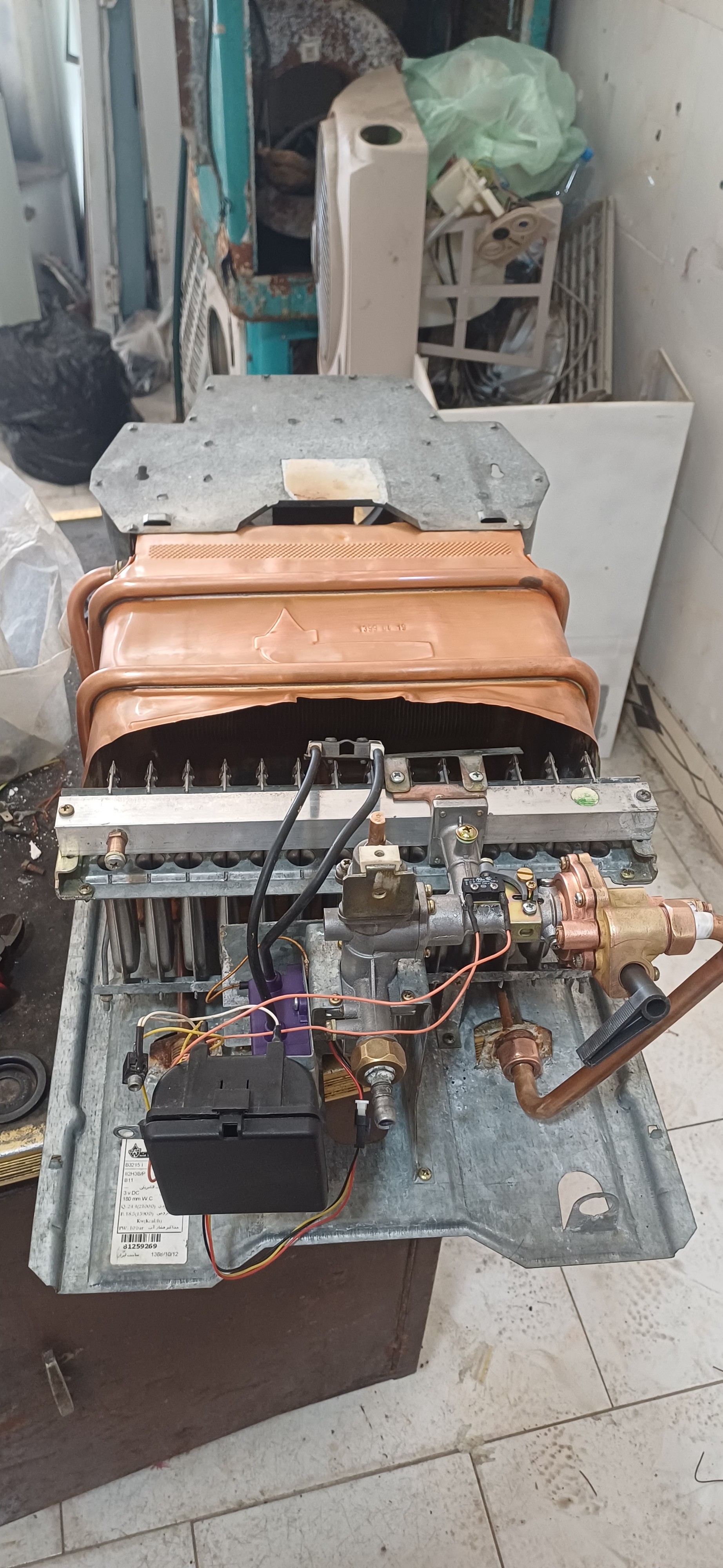 تعمیرات انواع آبگرمکن و بخاری صافی