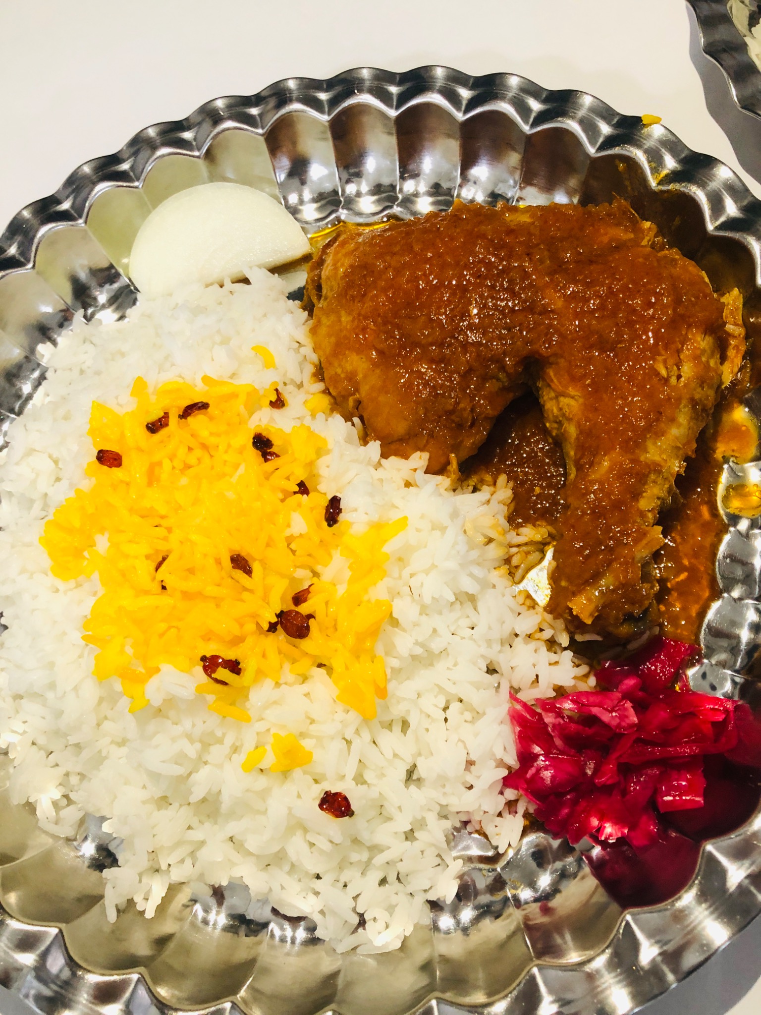 رستوران زعفرون