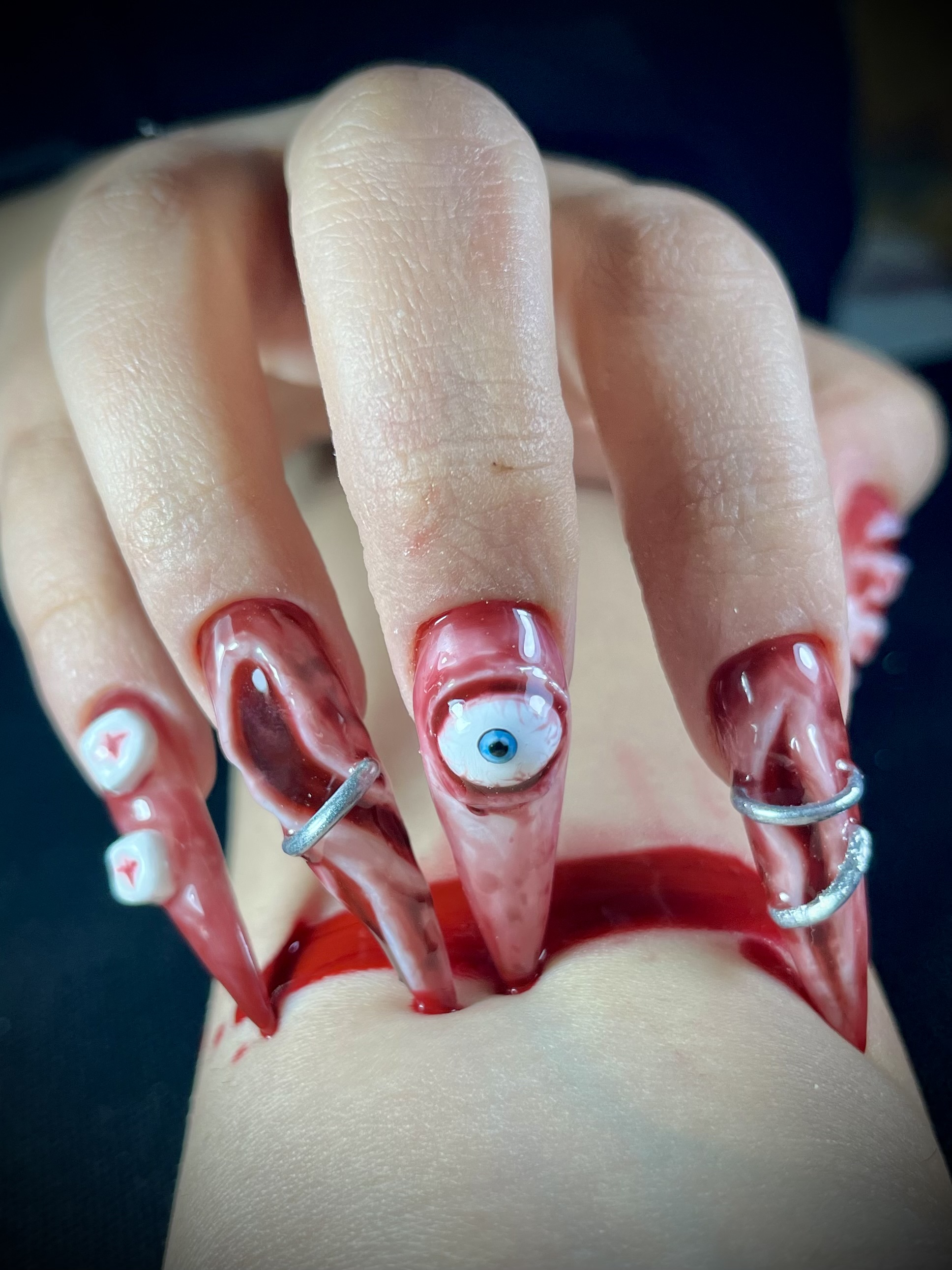 خدمات تخصصی  ناخن مریم