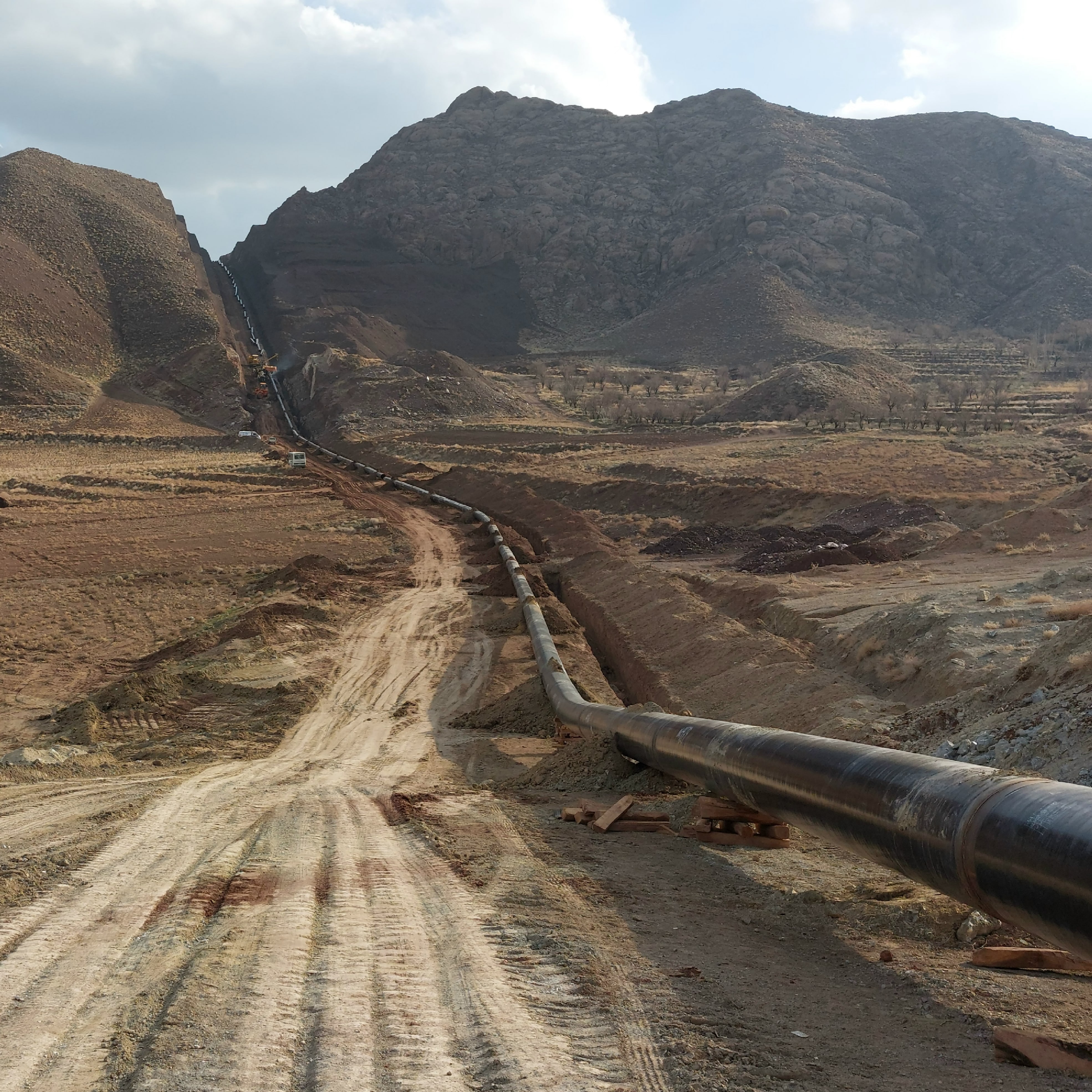 ارمغان بنا آسیا مجری خطوط انتقال نفت گاز