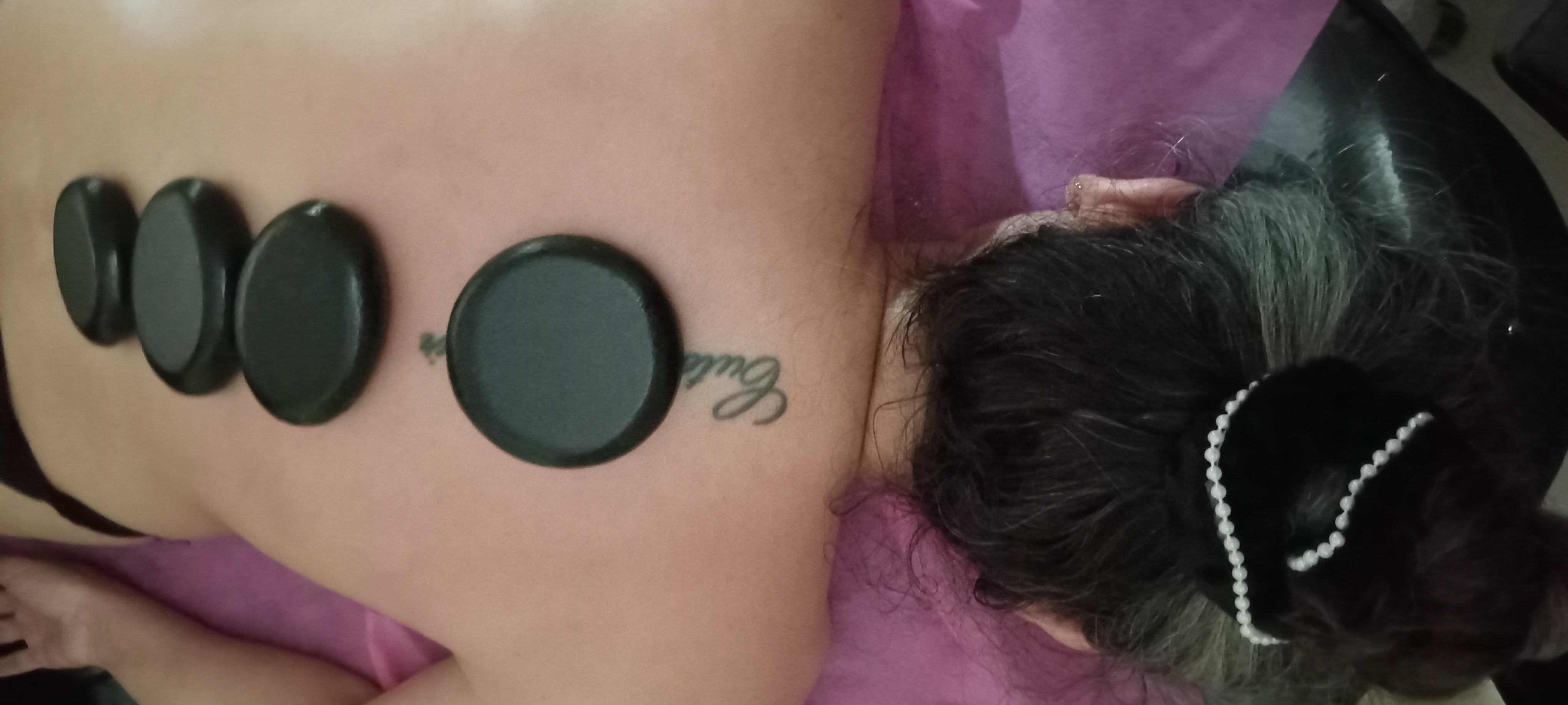 کلینیک آموزشی مراقبتی پوست ومو مریم حسنی