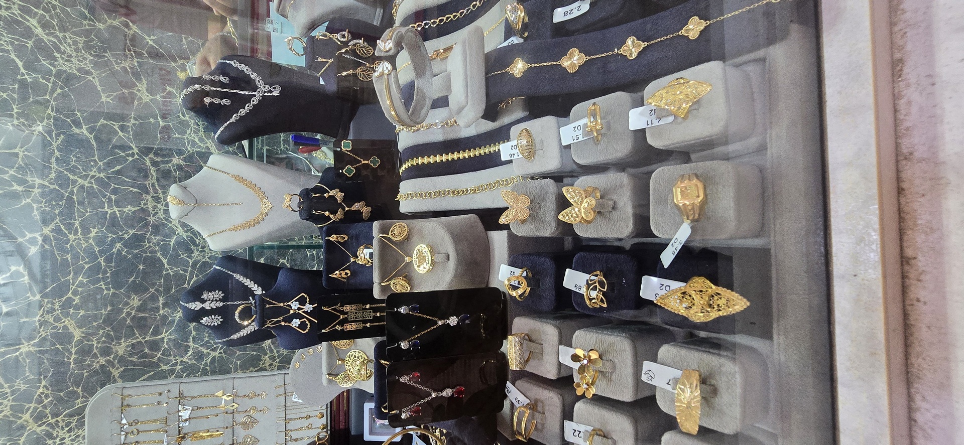 گالری طلای خاتون کاشان